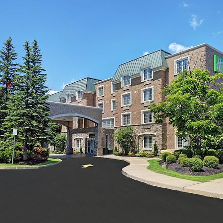 Holiday Inn Express Whitby Oshawa By Ihg Экстерьер фото